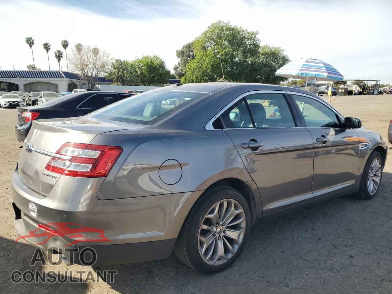 FORD TAURUS 2013 - 1FAHP2F82DG125933