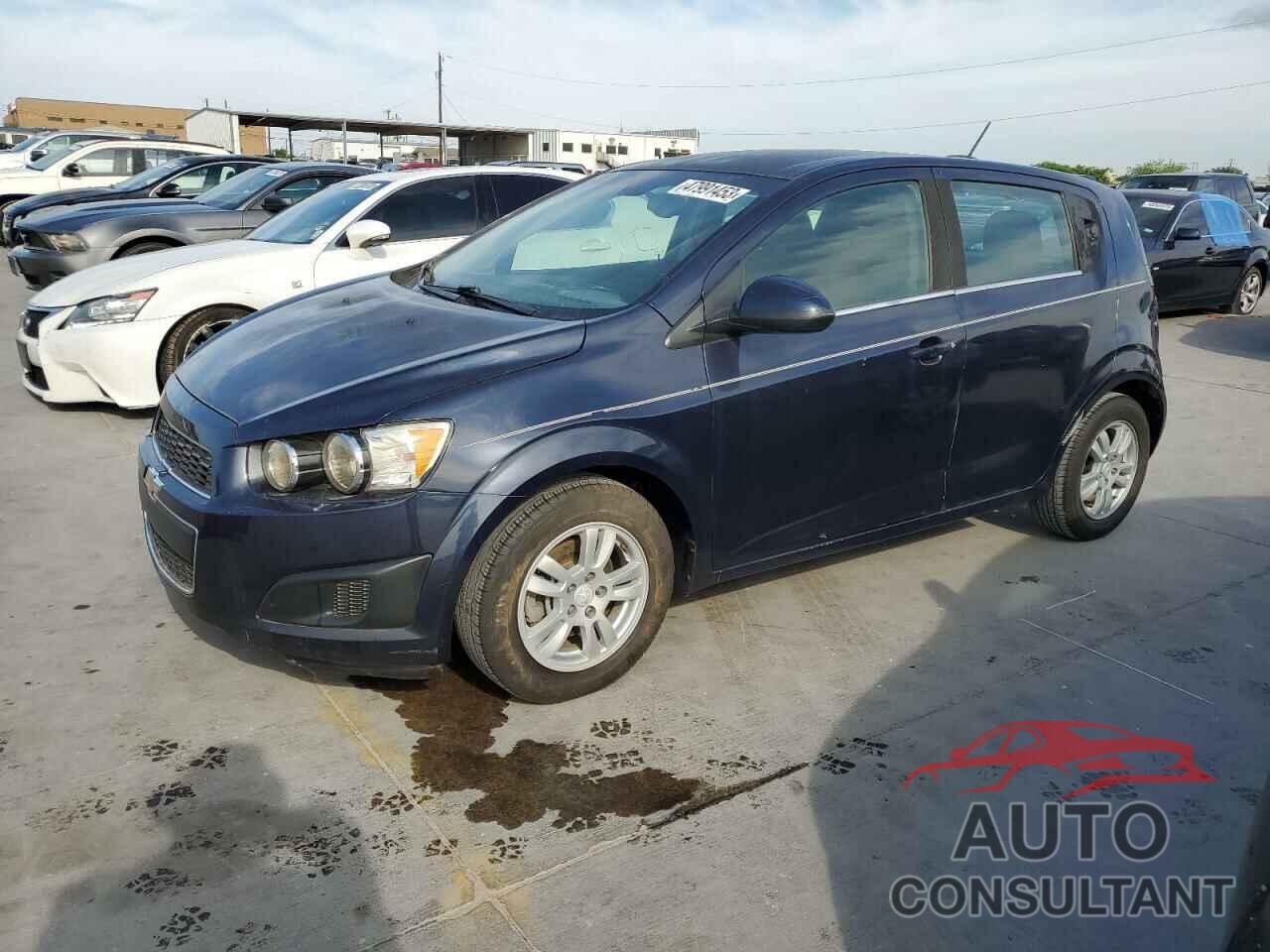 CHEVROLET SONIC 2015 - 1G1JC6SHXF4129374