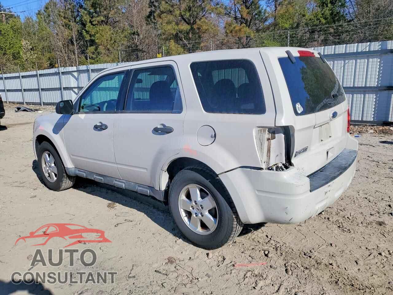 FORD ESCAPE 2011 - 1FMCU0C71BKC06103
