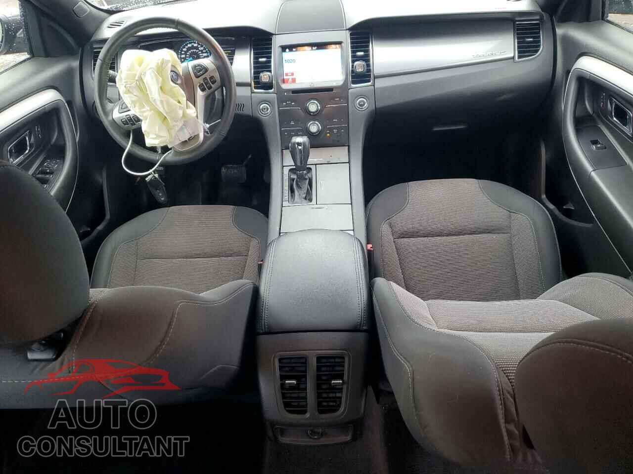 FORD TAURUS 2017 - 1FAHP2E85HG112486