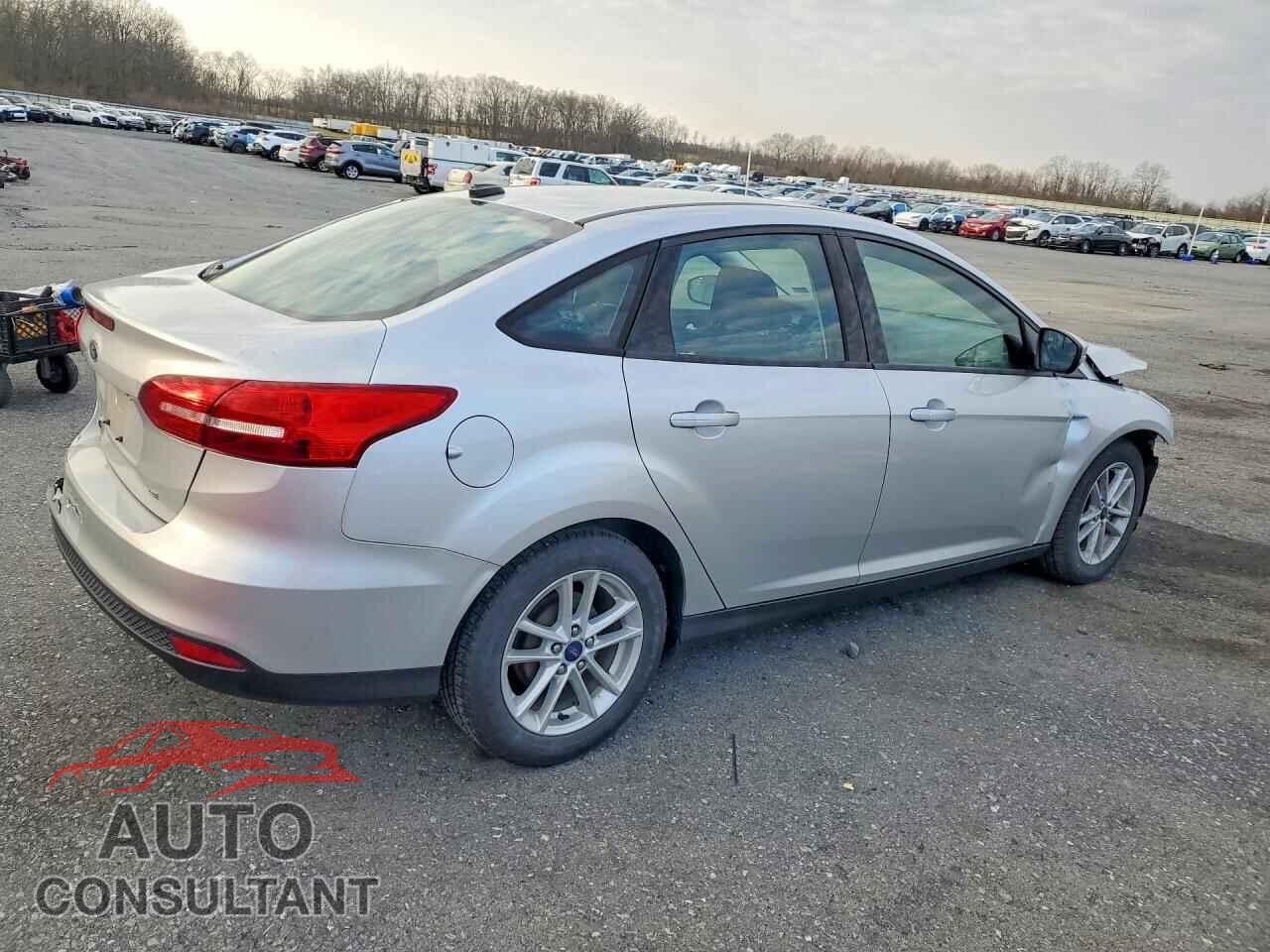 FORD FOCUS 2017 - 1FADP3F24HL330764