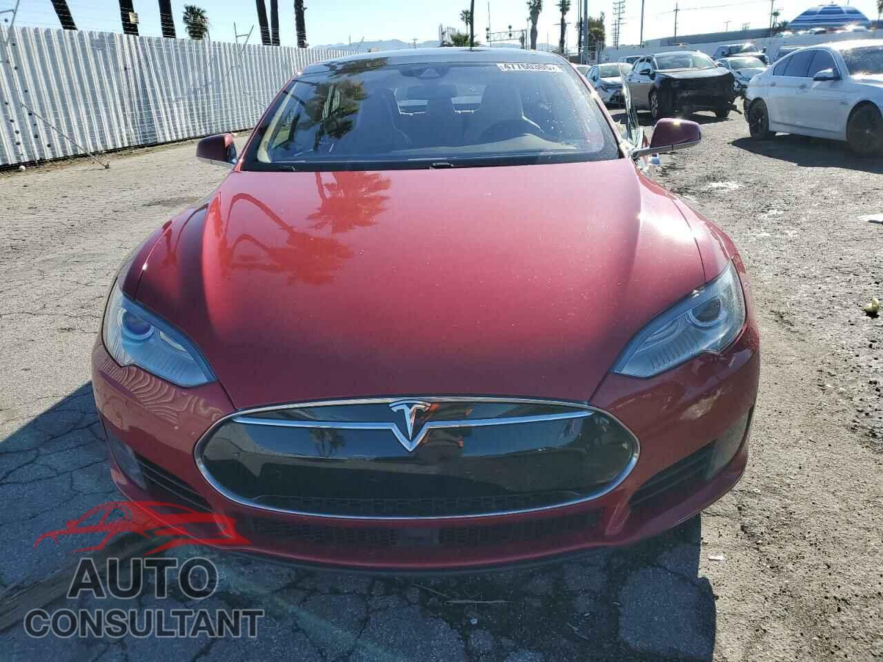 TESLA MODEL S 2015 - 5YJSA1H14FF095911