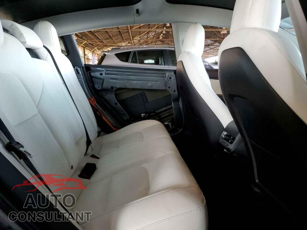 TESLA MODEL 3 2020 - 5YJ3E1EA7LF614913