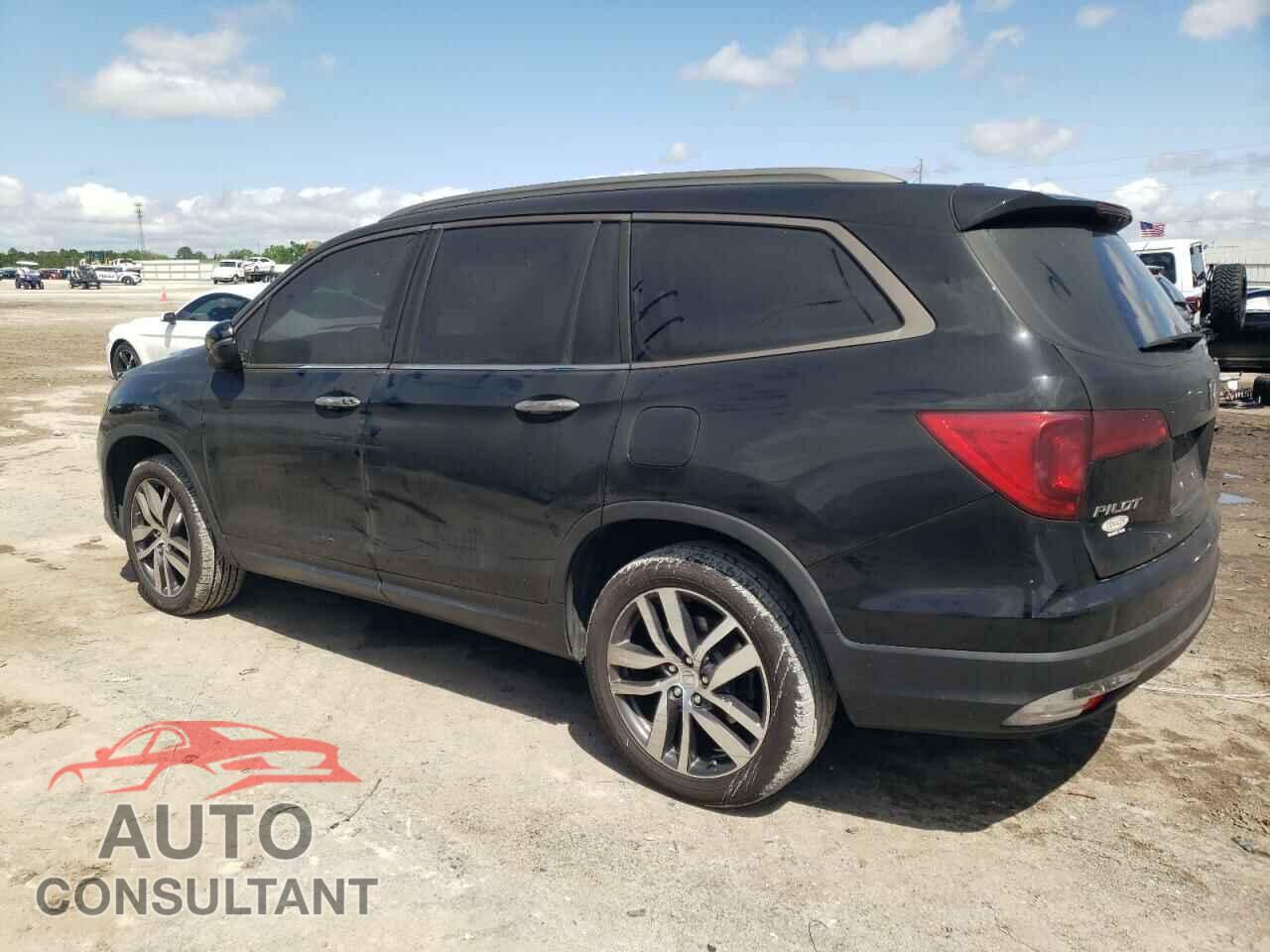 HONDA PILOT 2017 - 5FNYF6H92HB047454