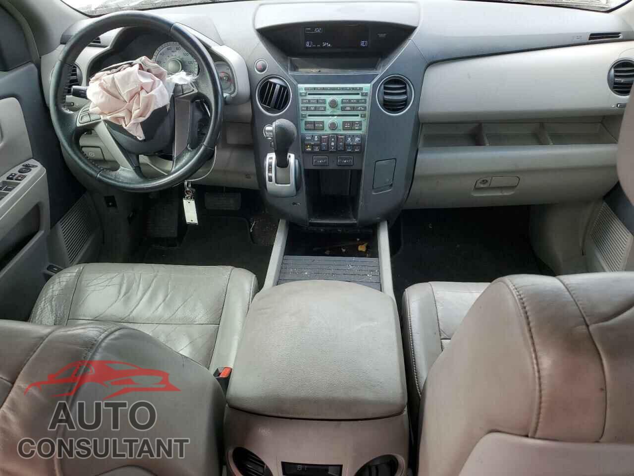HONDA PILOT 2009 - 5FNYF48619B027983
