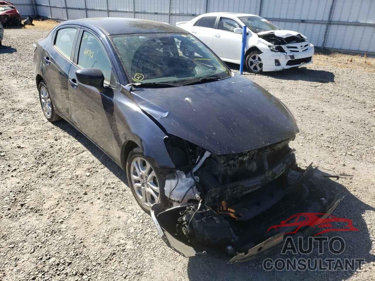 TOYOTA YARIS 2017 - 3MYDLBYV0HY186131