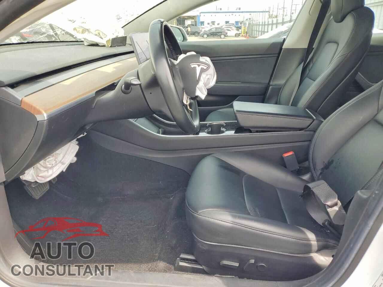TESLA MODEL 3 2019 - 5YJ3E1EAXKF401470