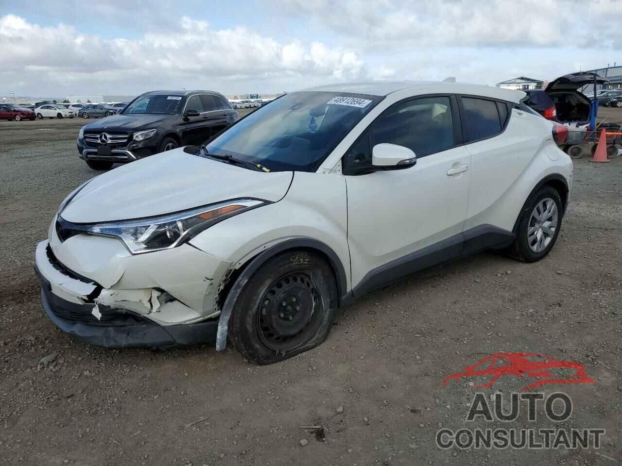 TOYOTA C-HR 2019 - JTNKHMBX5K1020921