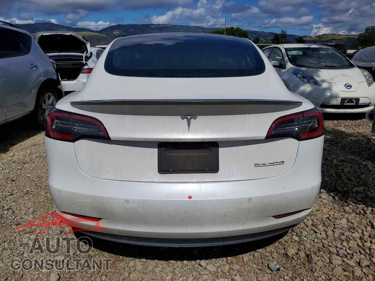 TESLA MODEL 3 2021 - 5YJ3E1EC1MF097336