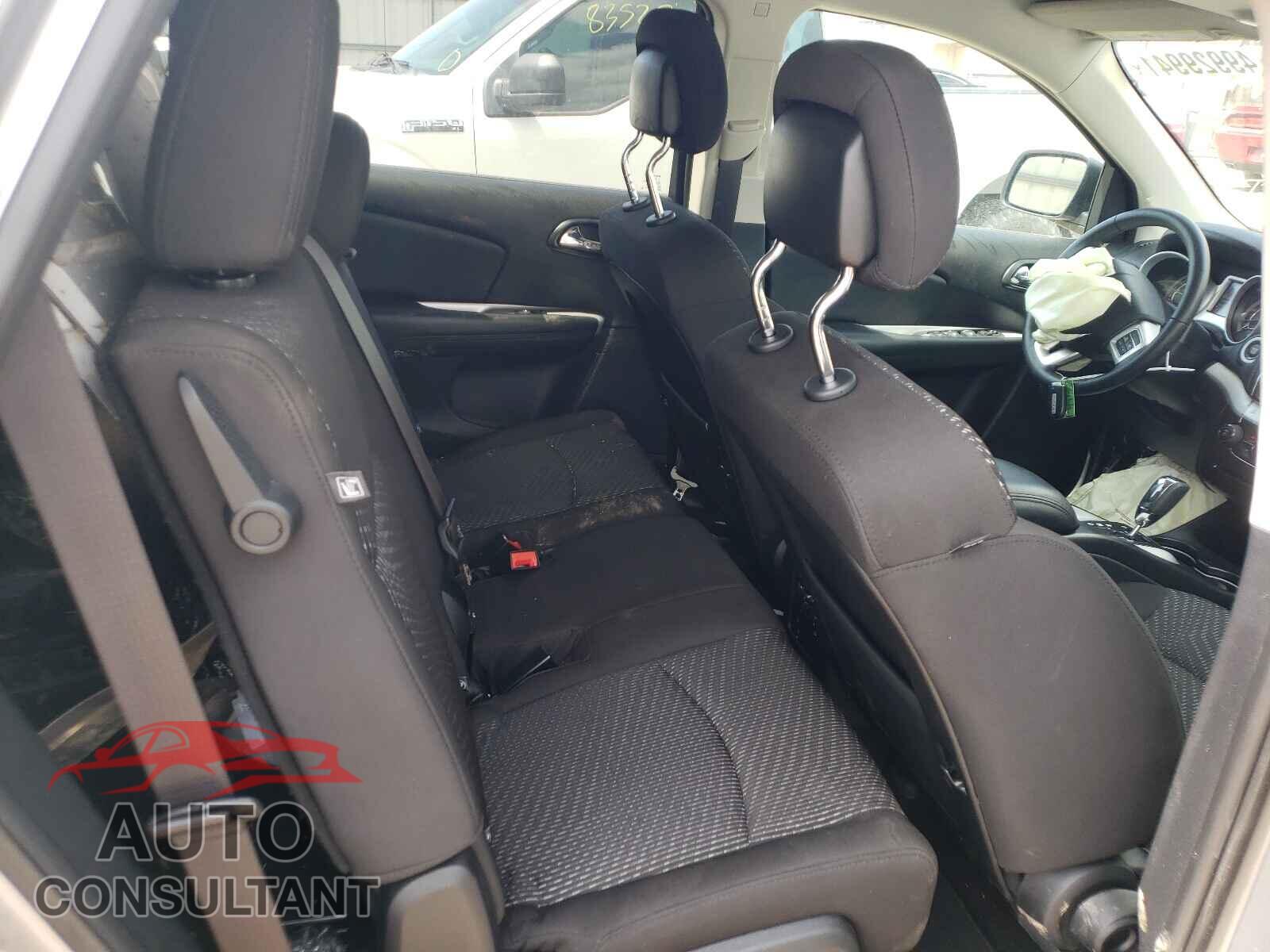 DODGE JOURNEY 2020 - 3C4PDCAB4LT270568