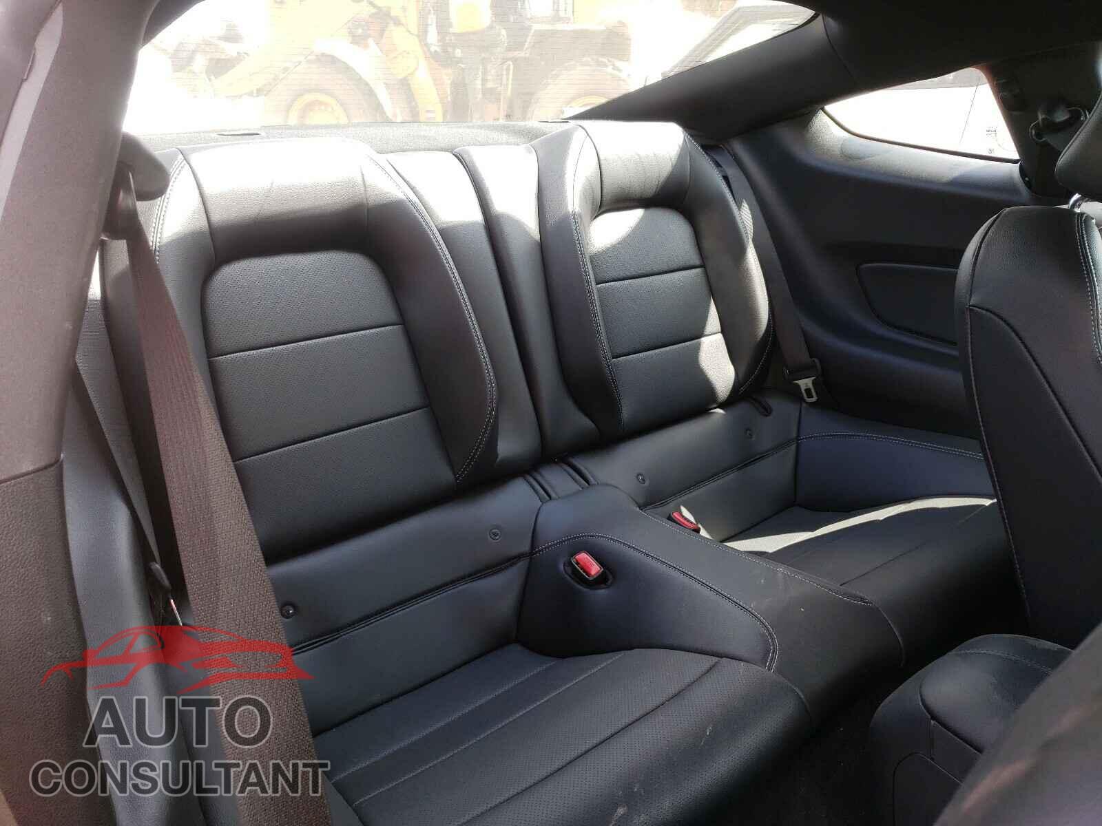 FORD MUSTANG 2017 - 1FA6P8TH4H5247032