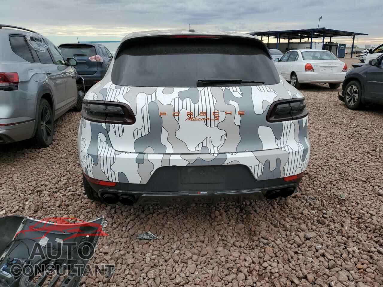 PORSCHE MACAN 2016 - WP1AB2A5XGLB51682