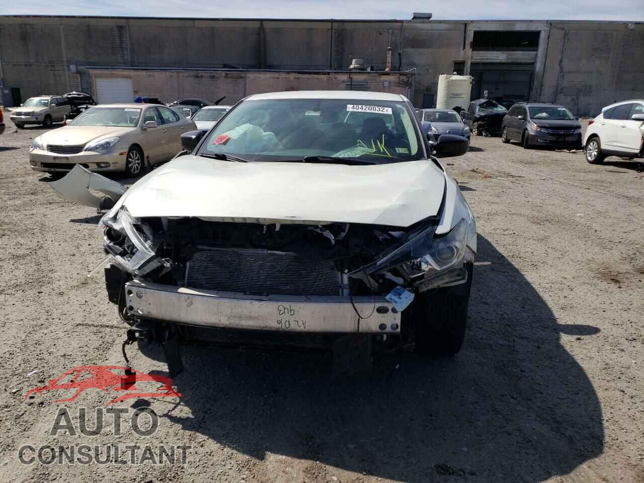 NISSAN MAXIMA 2017 - 1N4AA6AP6HC450395