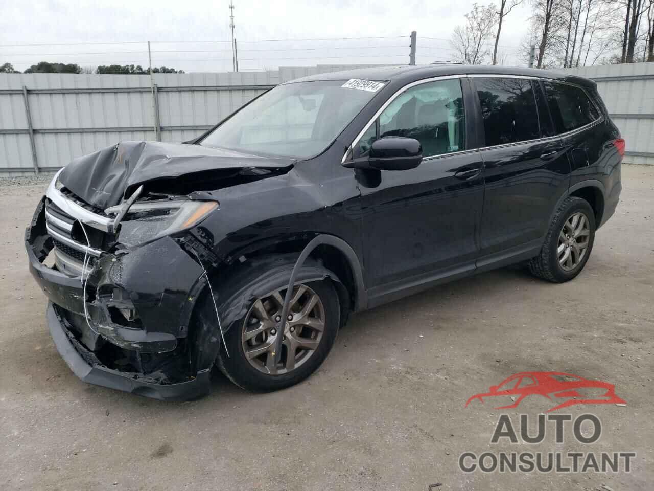 HONDA PILOT 2018 - 5FNYF5H51JB028701