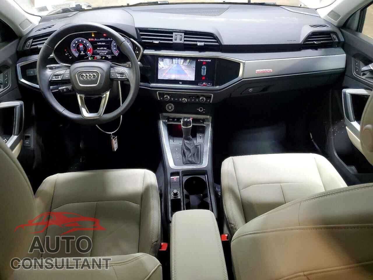 AUDI Q3 2021 - WA1EECF35M1052437