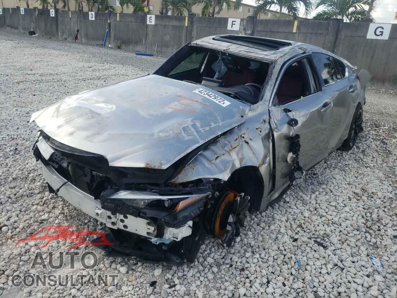 LEXUS IS 2021 - JTHCA1D27M5113446