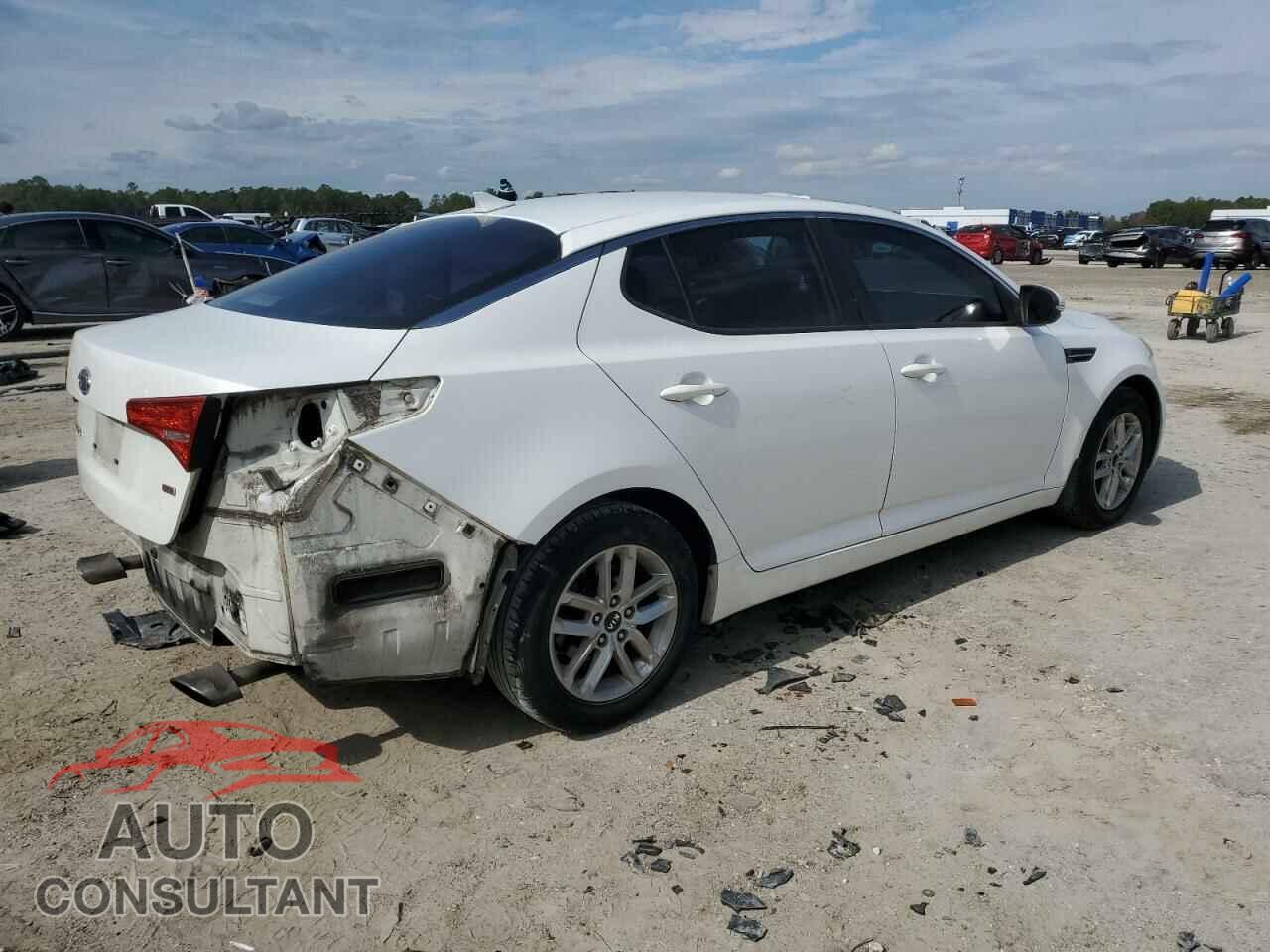 KIA OPTIMA 2011 - KNAGM4A76B5149070