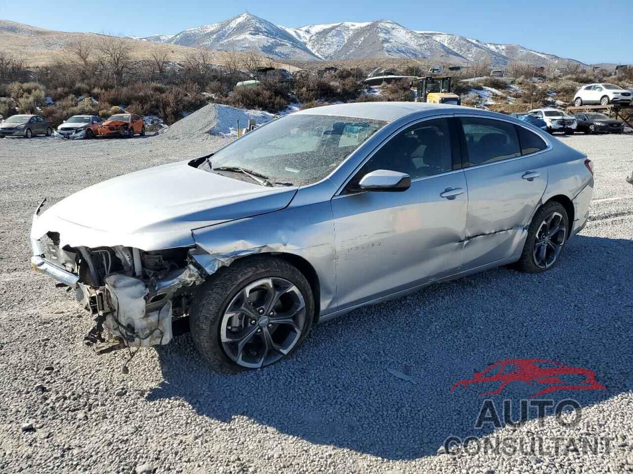 CHEVROLET MALIBU 2022 - 1G1ZD5ST4NF140100