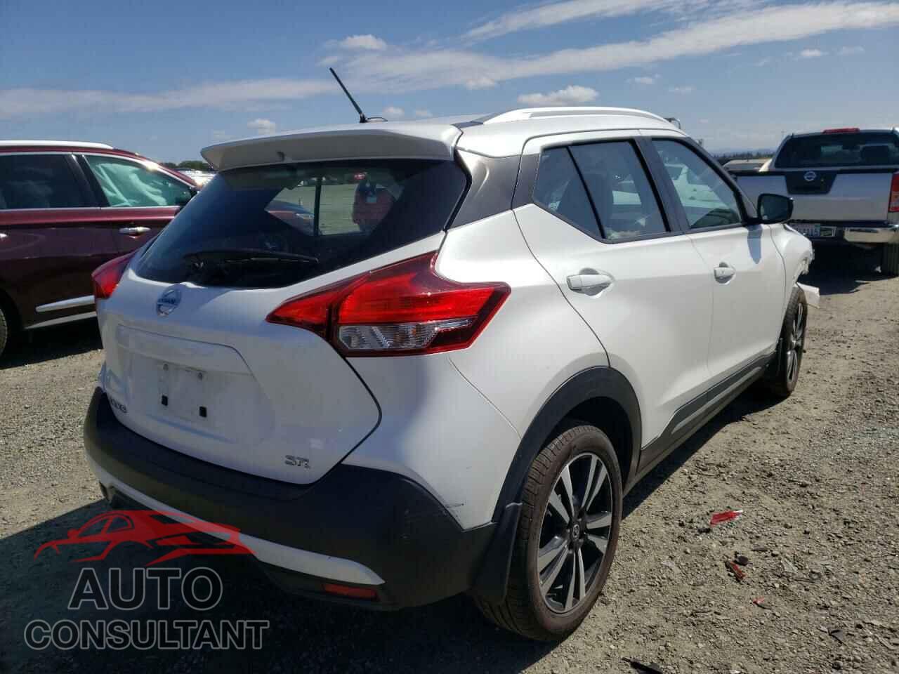 NISSAN KICKS 2019 - 3N1CP5CU3KL543484