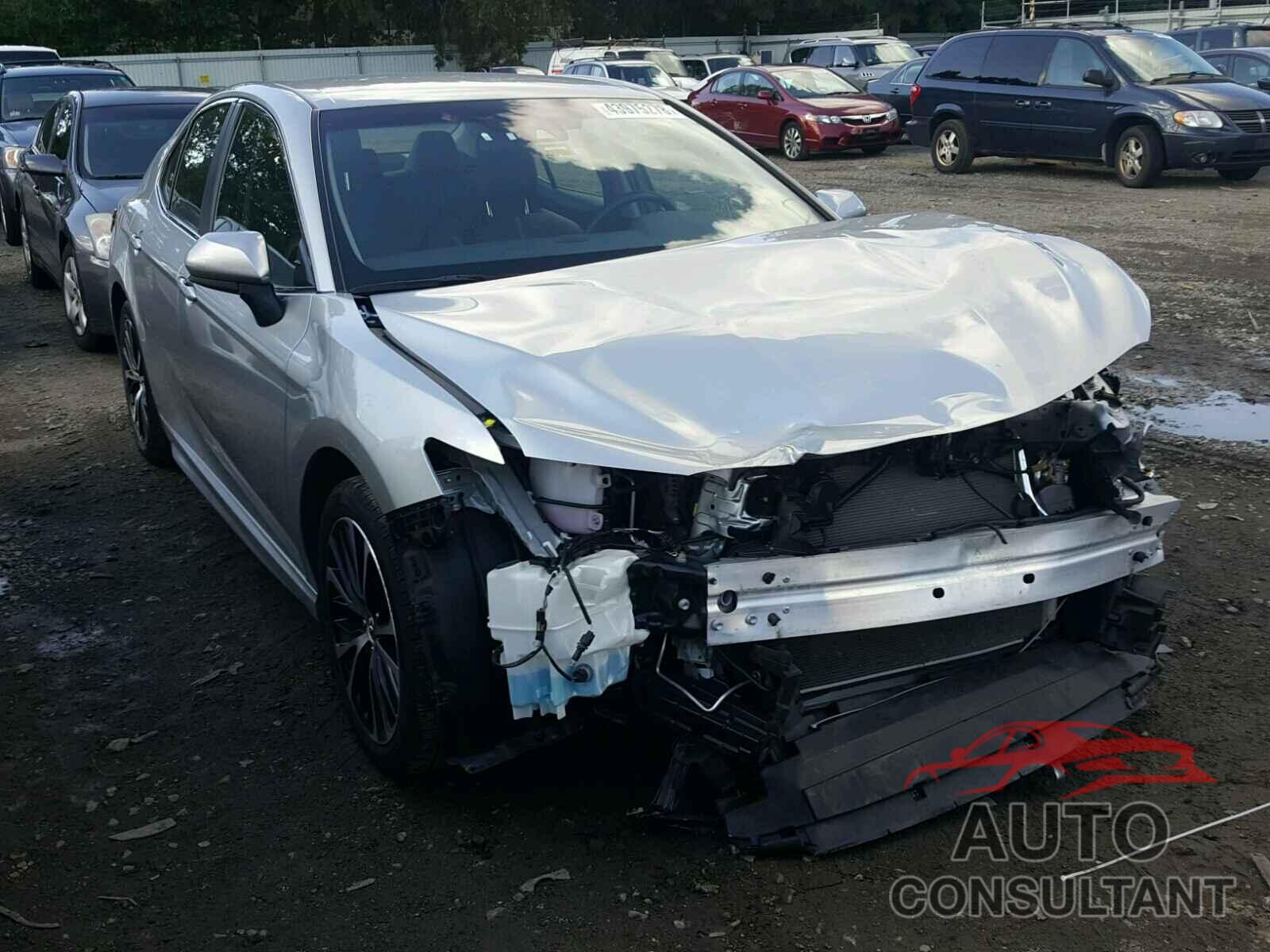 TOYOTA CAMRY 2018 - JTNB11HK1J3022036