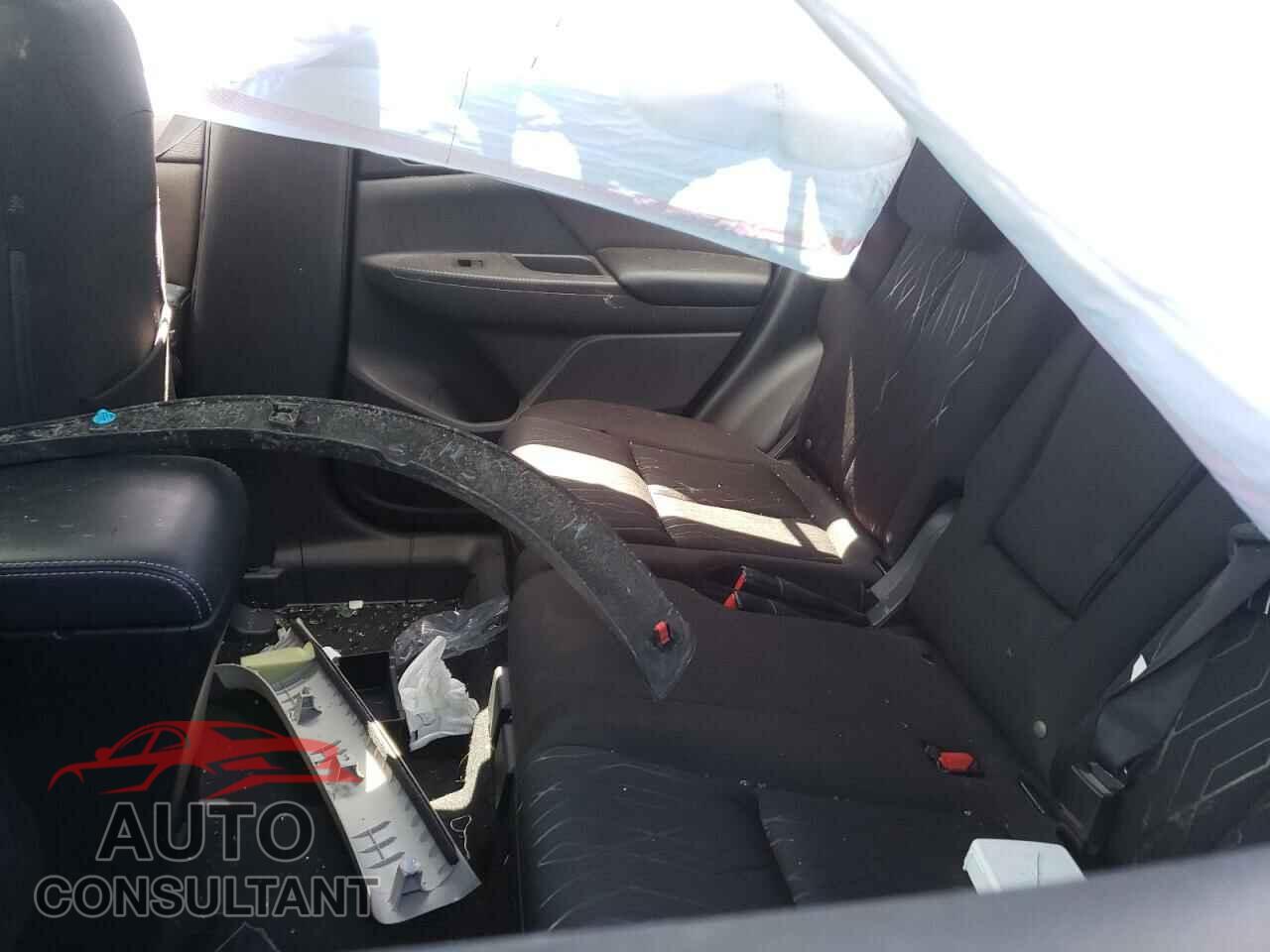 MITSUBISHI ECLIPSE 2018 - JA4AT5AA1JZ065740