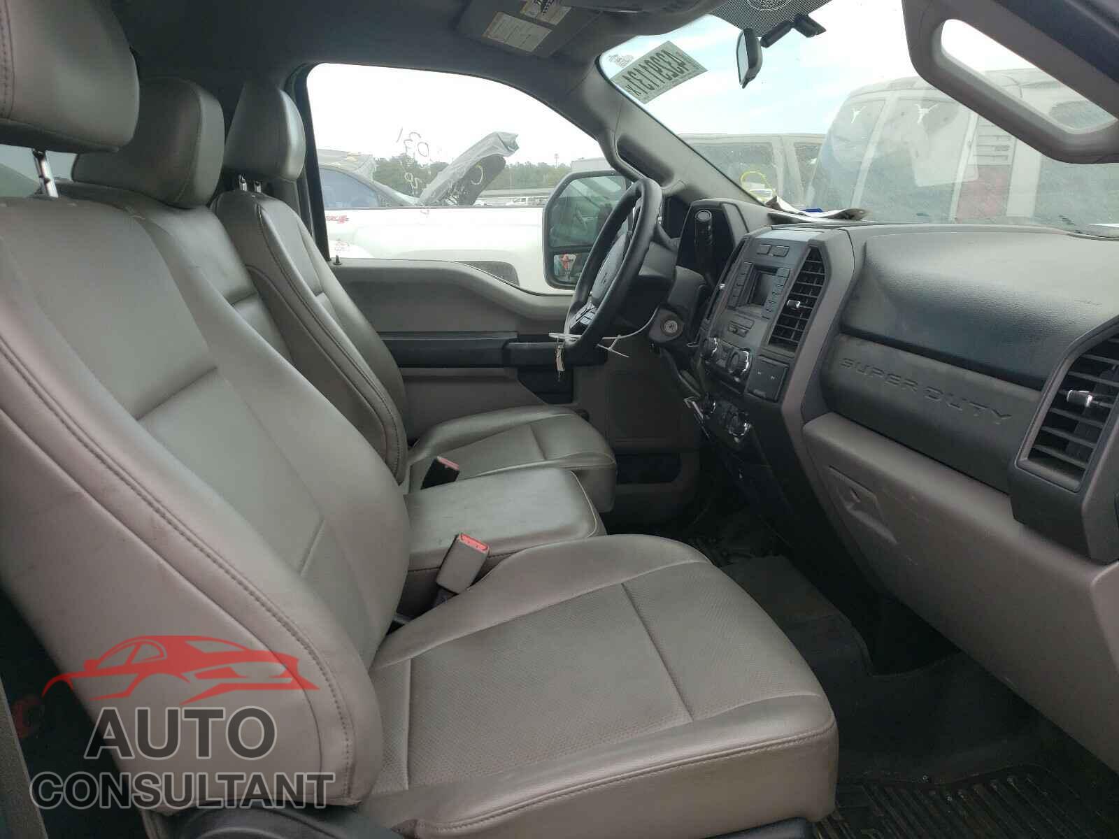 FORD F250 2017 - 1FTBF2A67HEC06095