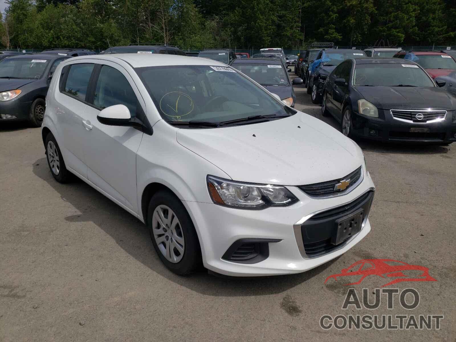 CHEVROLET SONIC 2018 - 1G1JG6SH2J4105468