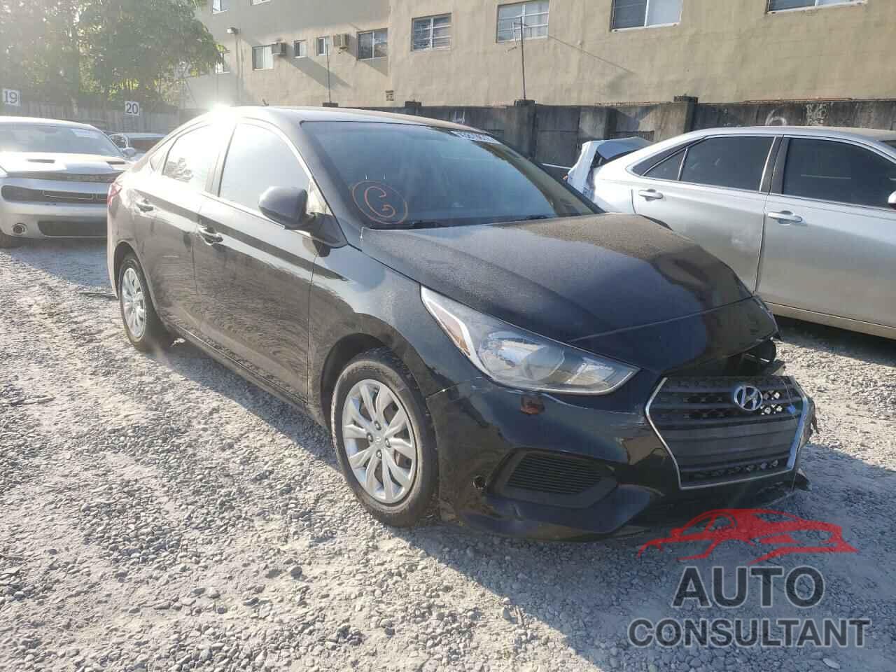 HYUNDAI ACCENT 2018 - 3KPC24A36JE025873