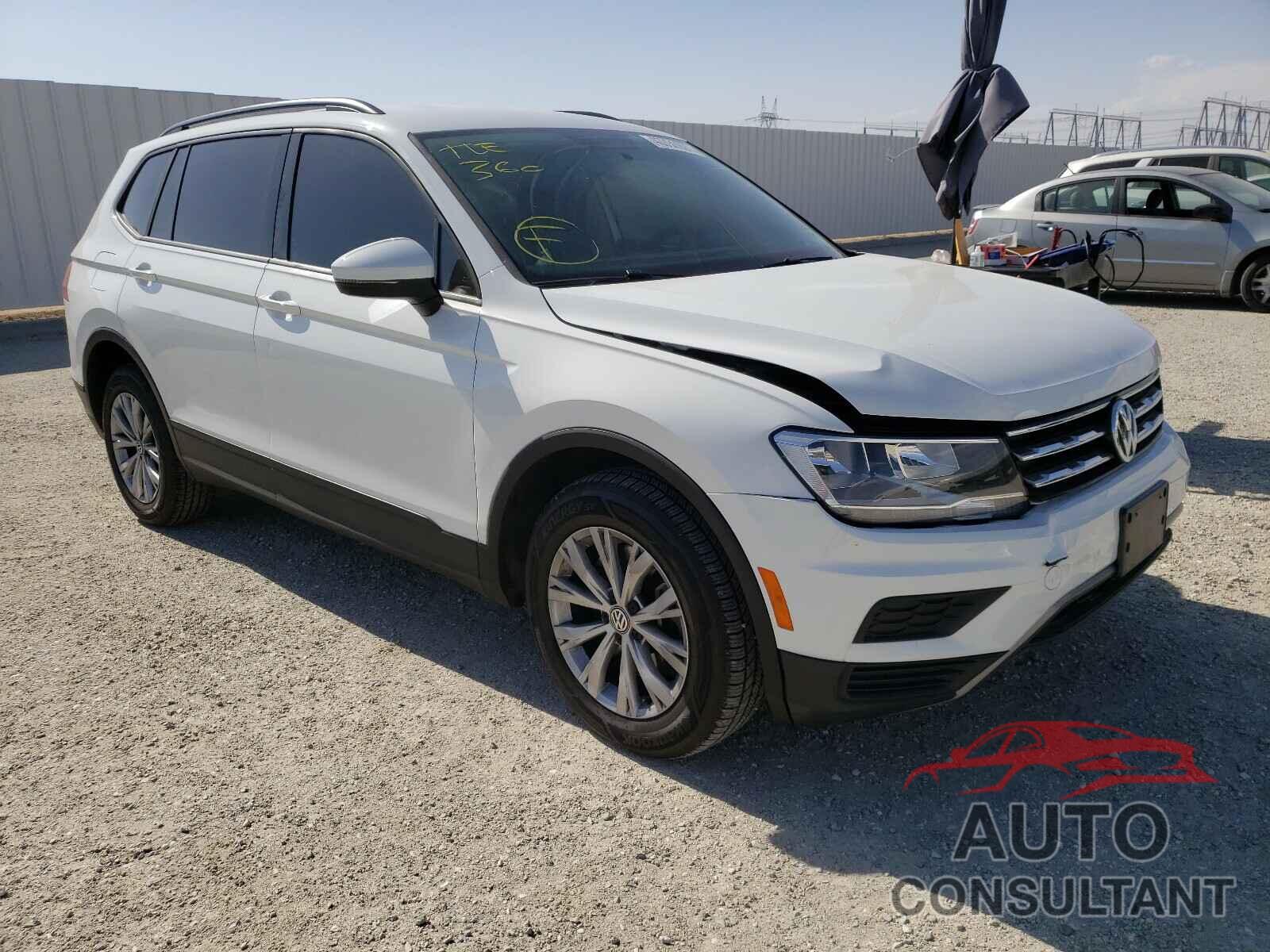 VOLKSWAGEN TIGUAN 2018 - 3VV0B7AX7JM207533