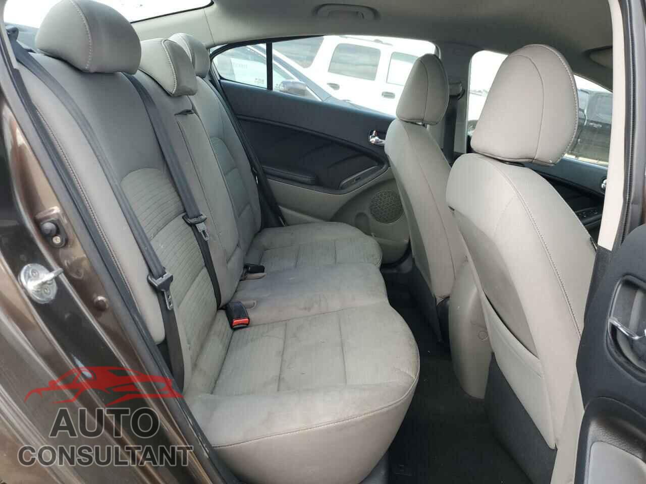 KIA FORTE 2015 - KNAFX4A6XF5321908