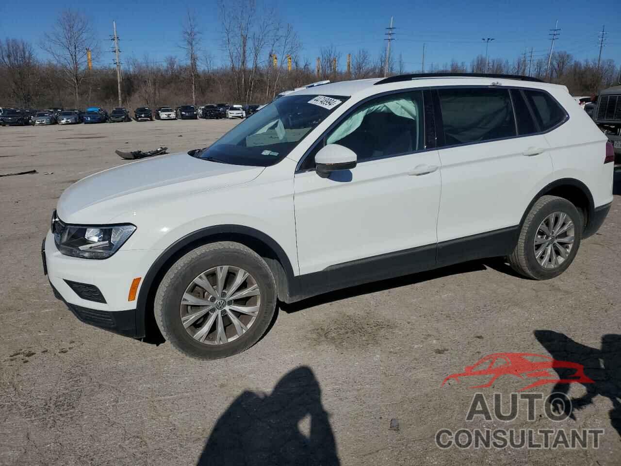 VOLKSWAGEN TIGUAN 2018 - 3VV3B7AX8JM153818