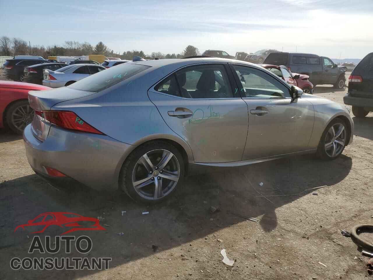 LEXUS IS 2018 - JTHC81D2XJ5028253