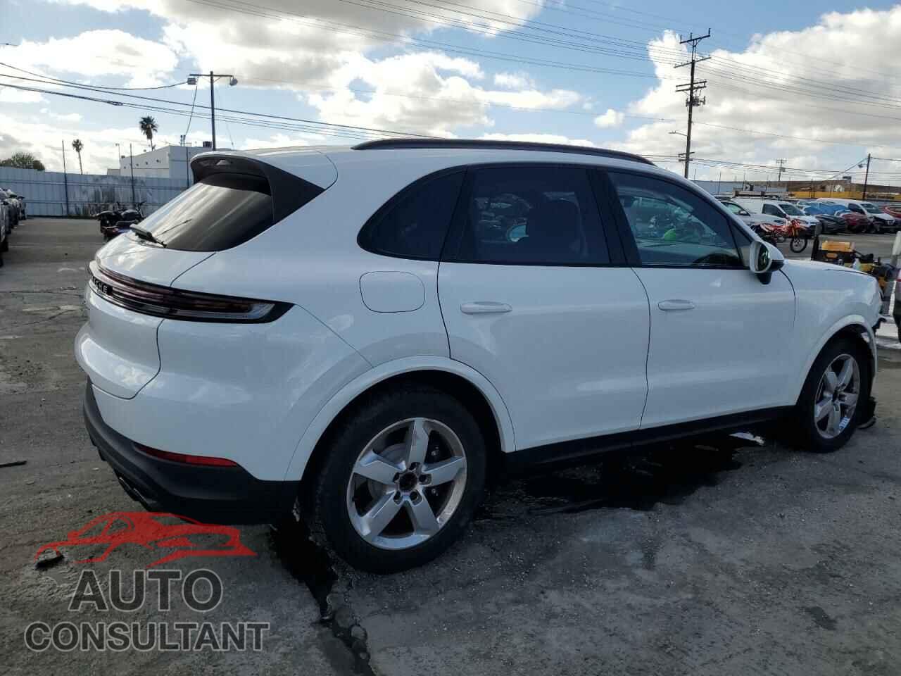 PORSCHE CAYENNE 2024 - WP1AA2AY5RDA12912