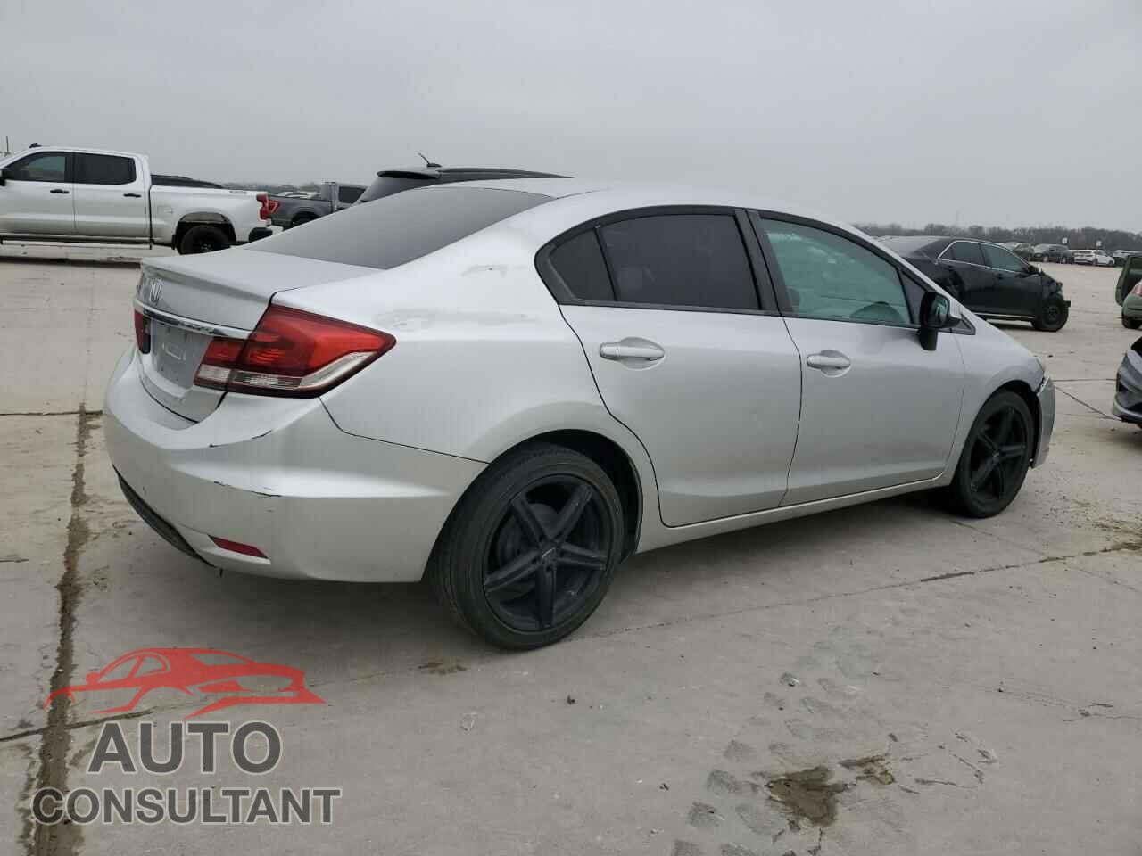 HONDA CIVIC 2013 - 19XFB2F50DE228029