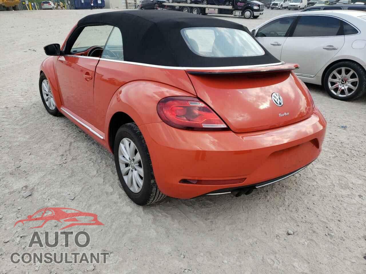 VOLKSWAGEN BEETLE 2017 - 3VW517AT3HM805355