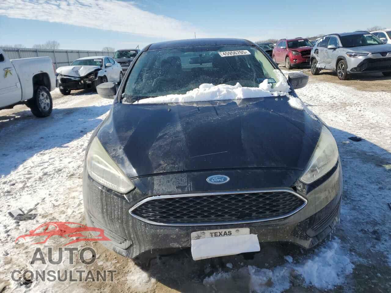 FORD FOCUS 2017 - 1FADP3E22HL214268