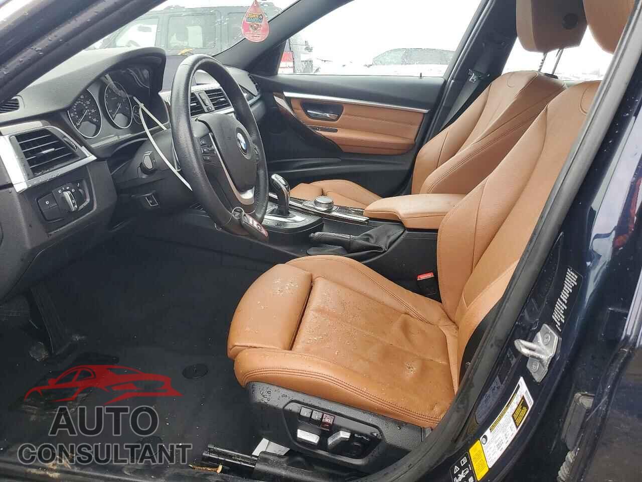 BMW 3 SERIES 2017 - WBA8D9C30HA011102
