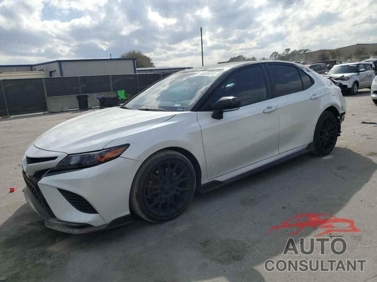 TOYOTA CAMRY 2024 - 4T1KZ1AK8RU096627