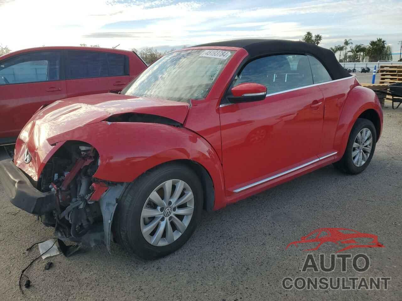 VOLKSWAGEN BEETLE 2018 - 3VW5DAAT4JM511859