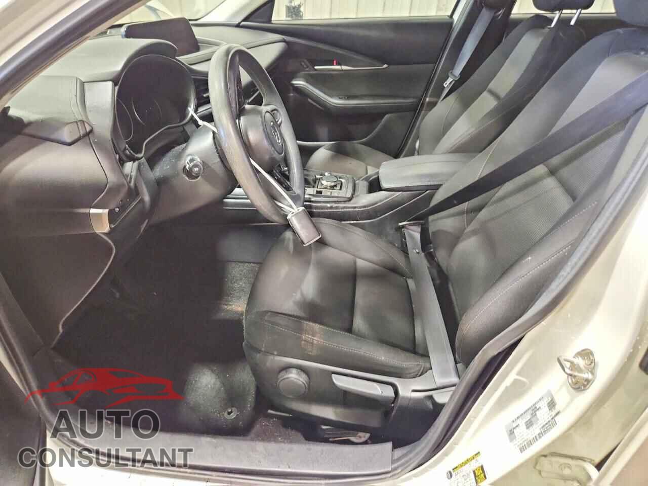 MAZDA CX30 2024 - 3MVDMBAM0RM655612