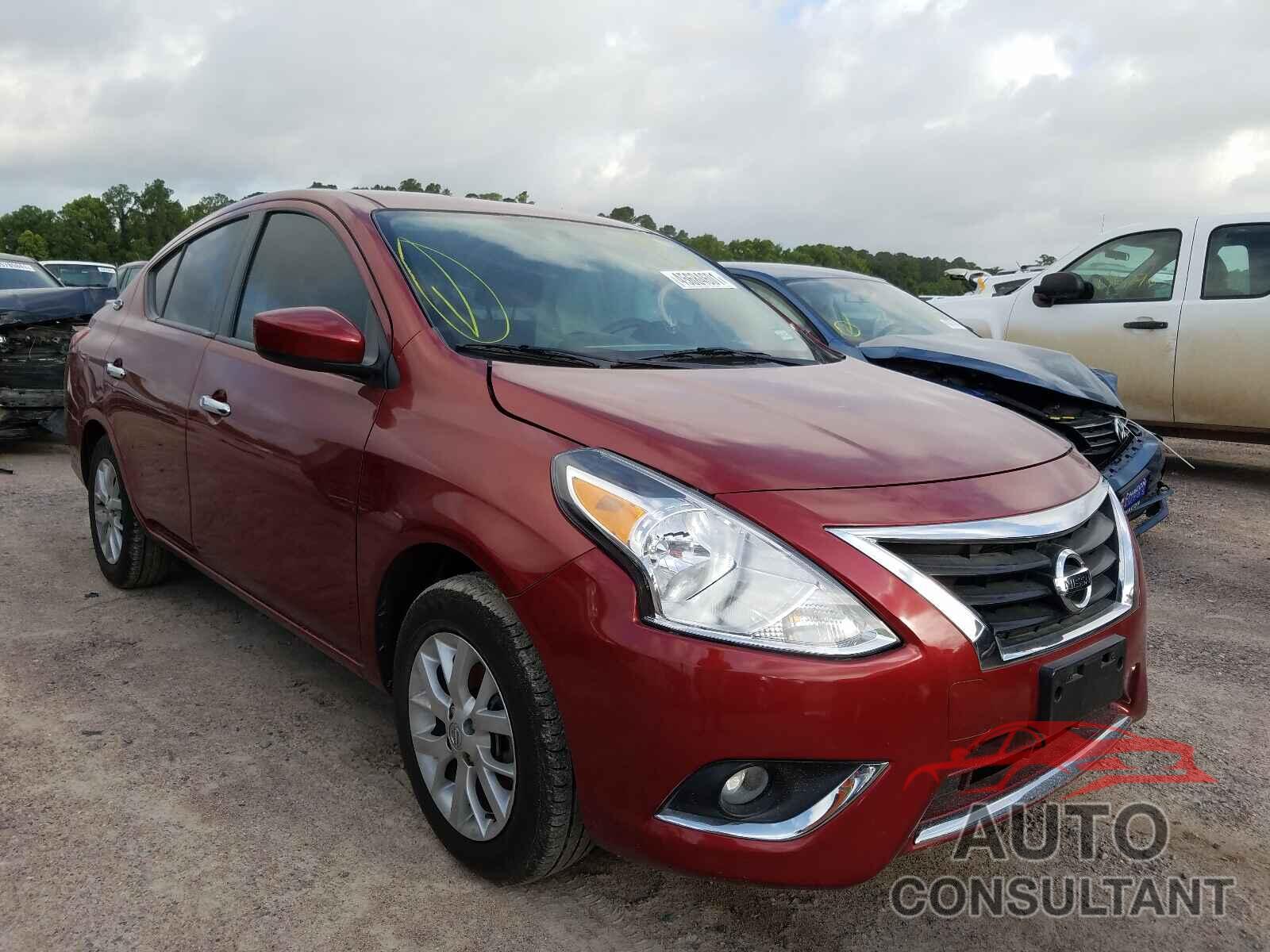 NISSAN VERSA 2018 - 3N1CN7AP8JL875479
