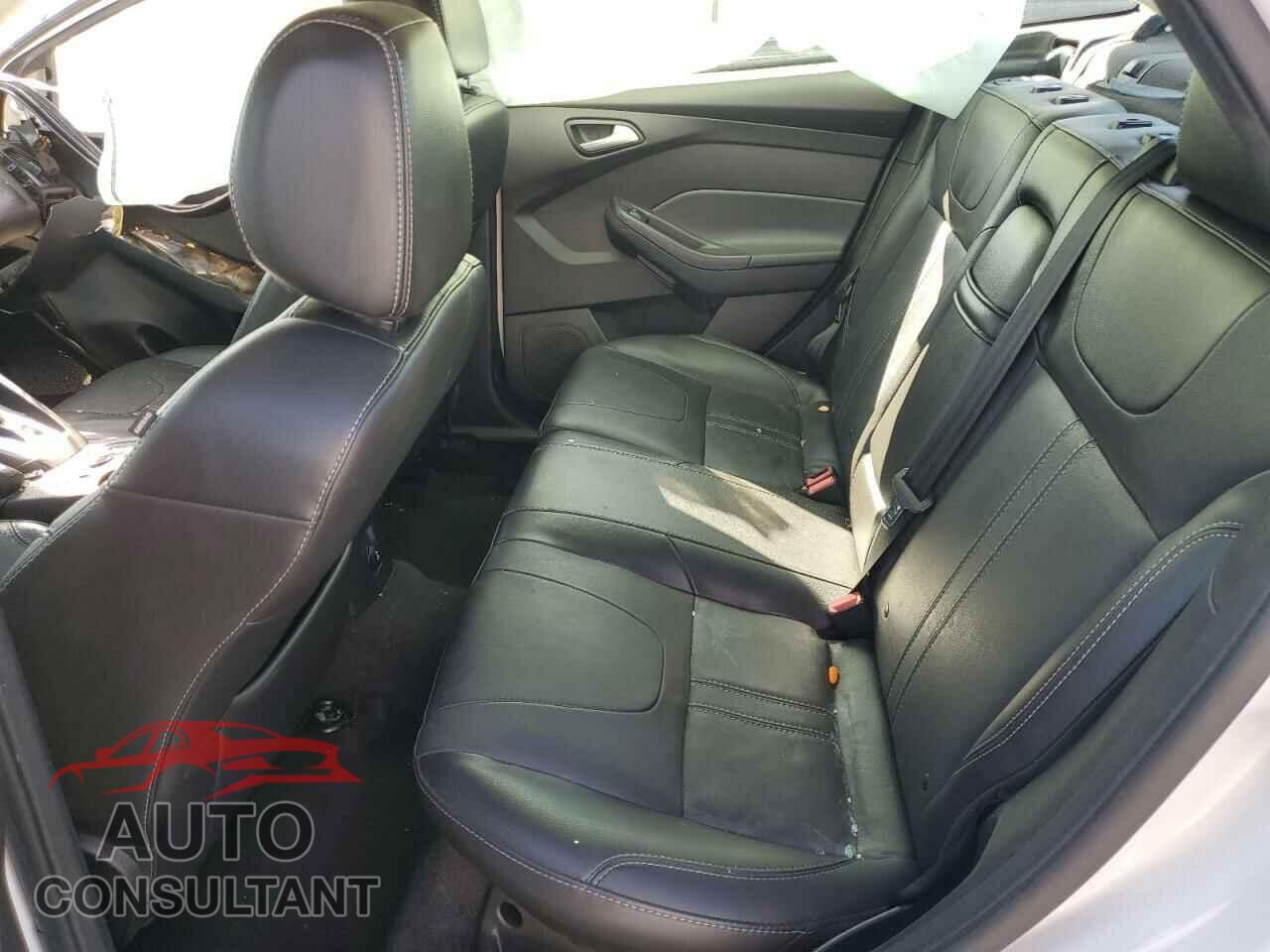 FORD FOCUS 2013 - 1FADP3F22DL219544