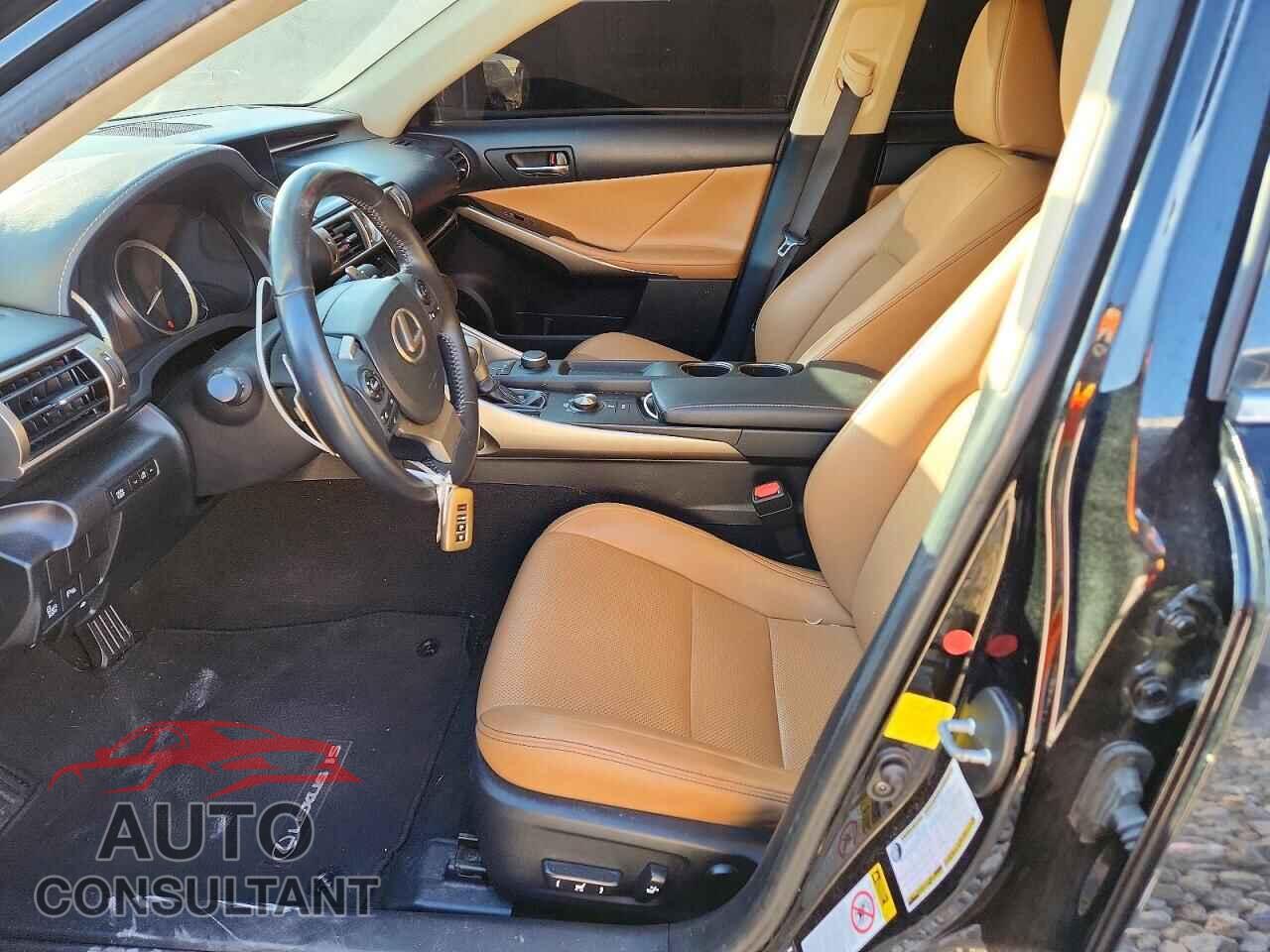 LEXUS IS 2015 - JTHBF1D25F5061833
