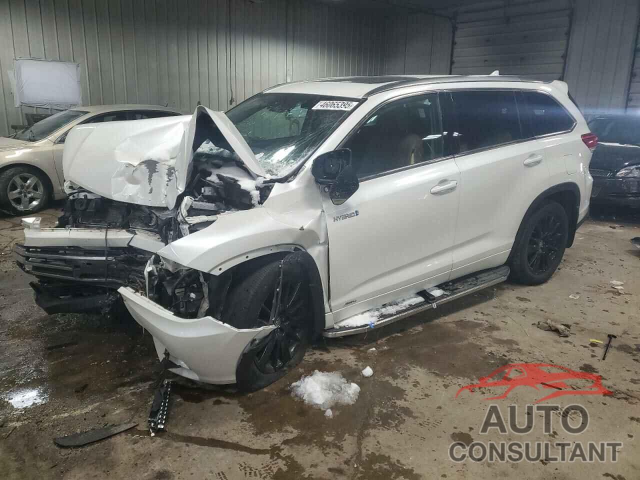 TOYOTA HIGHLANDER 2019 - 5TDDGRFH3KS071269