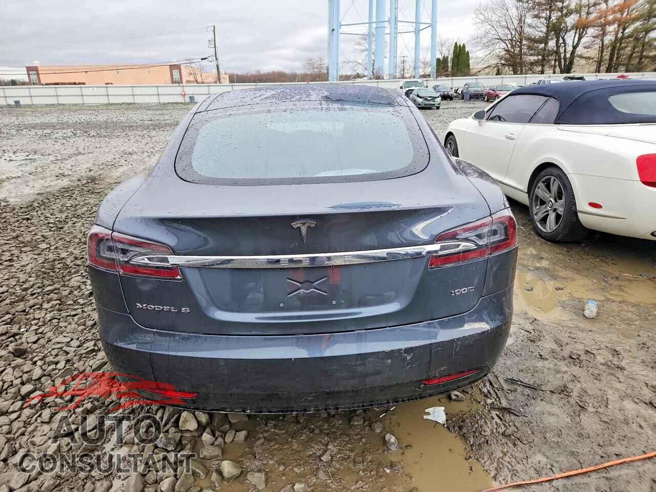 TESLA MODEL S 2018 - 5YJSA1E2XJF258115