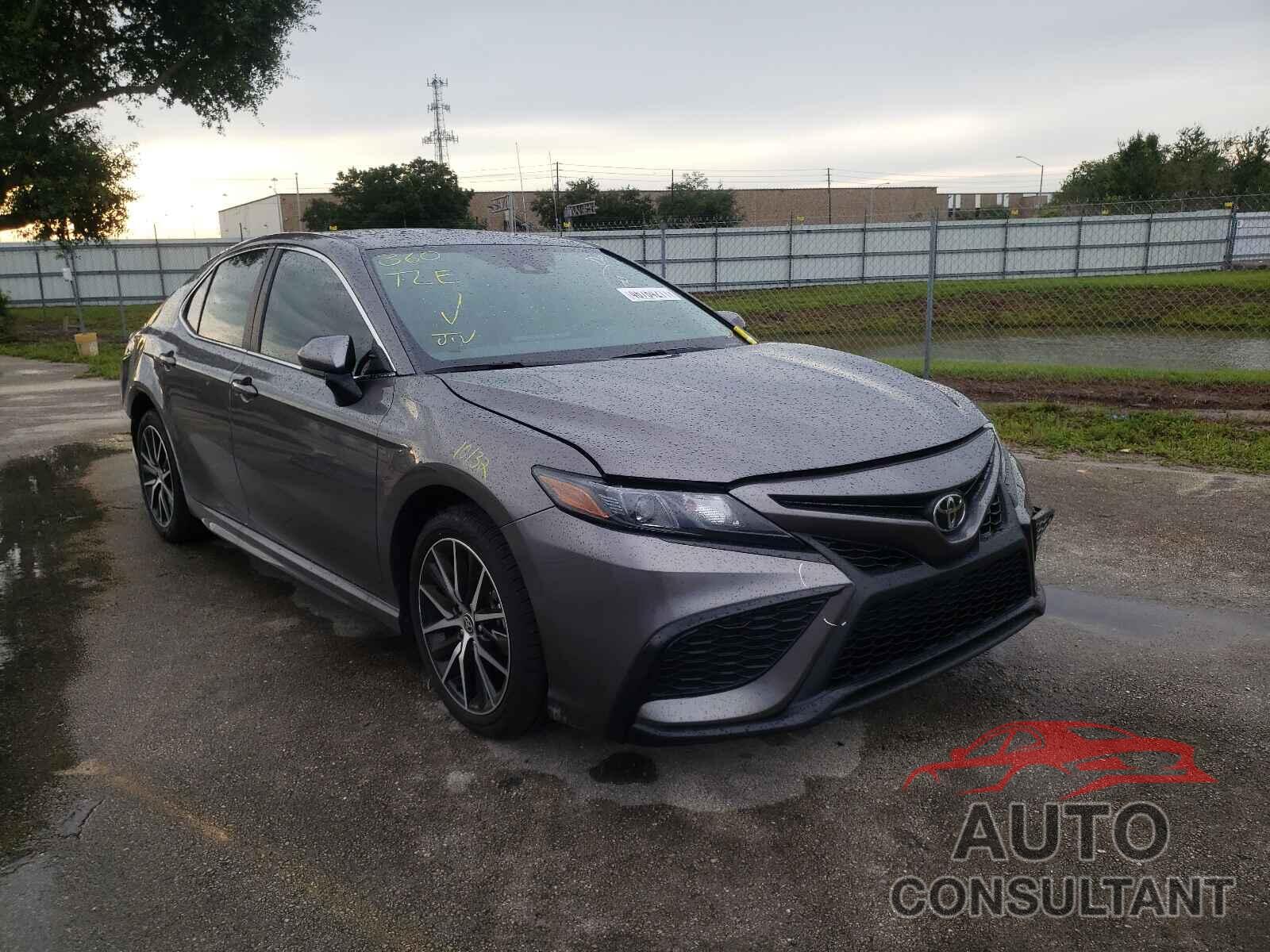TOYOTA CAMRY 2021 - 4T1G11AK8MU547089