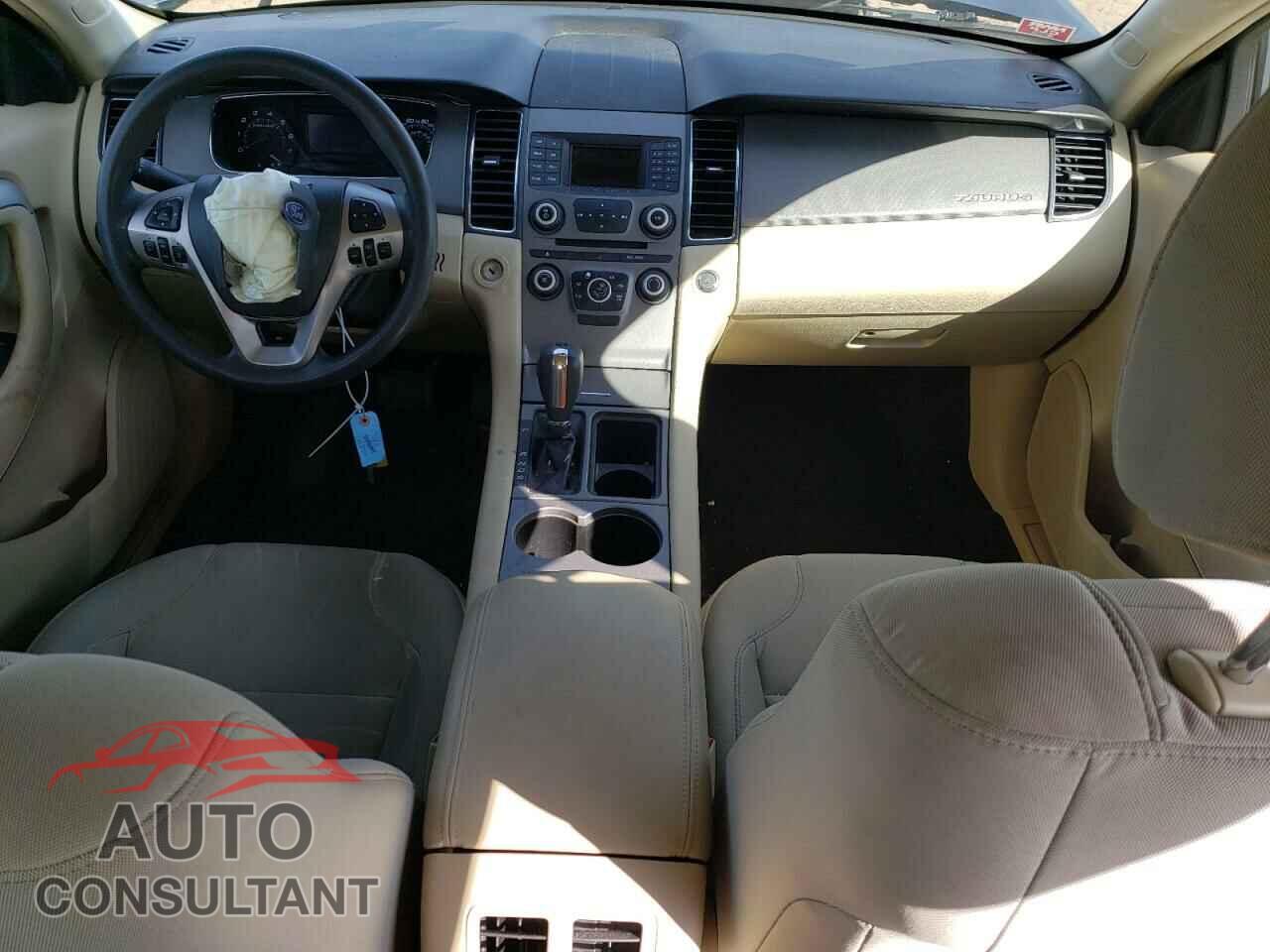 FORD TAURUS 2018 - 1FAHP2D85JG116187