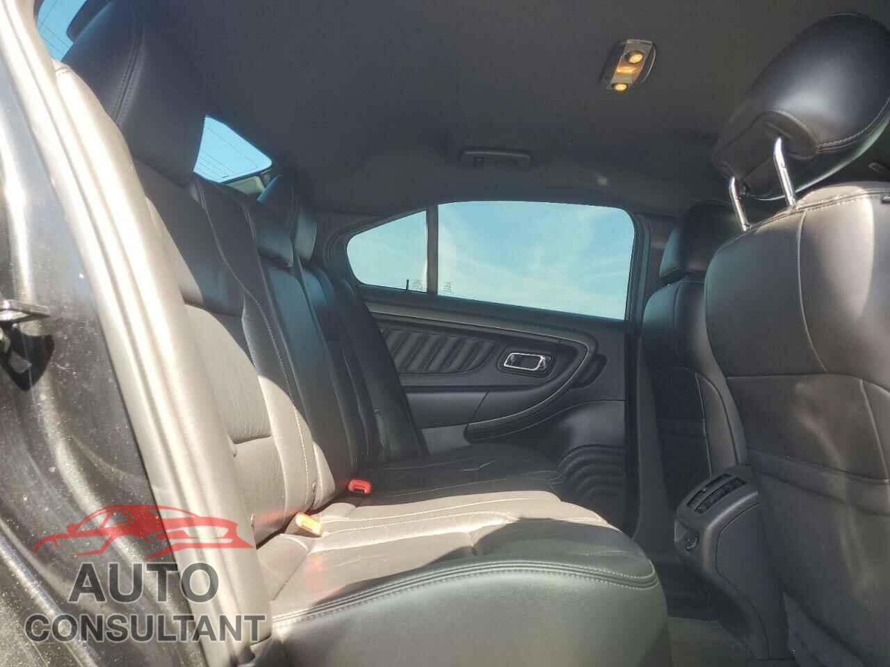 FORD TAURUS 2015 - 1FAHP2E87FG208522