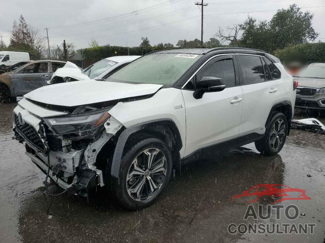 TOYOTA RAV4 2023 - JTMEB3FV4PD118155