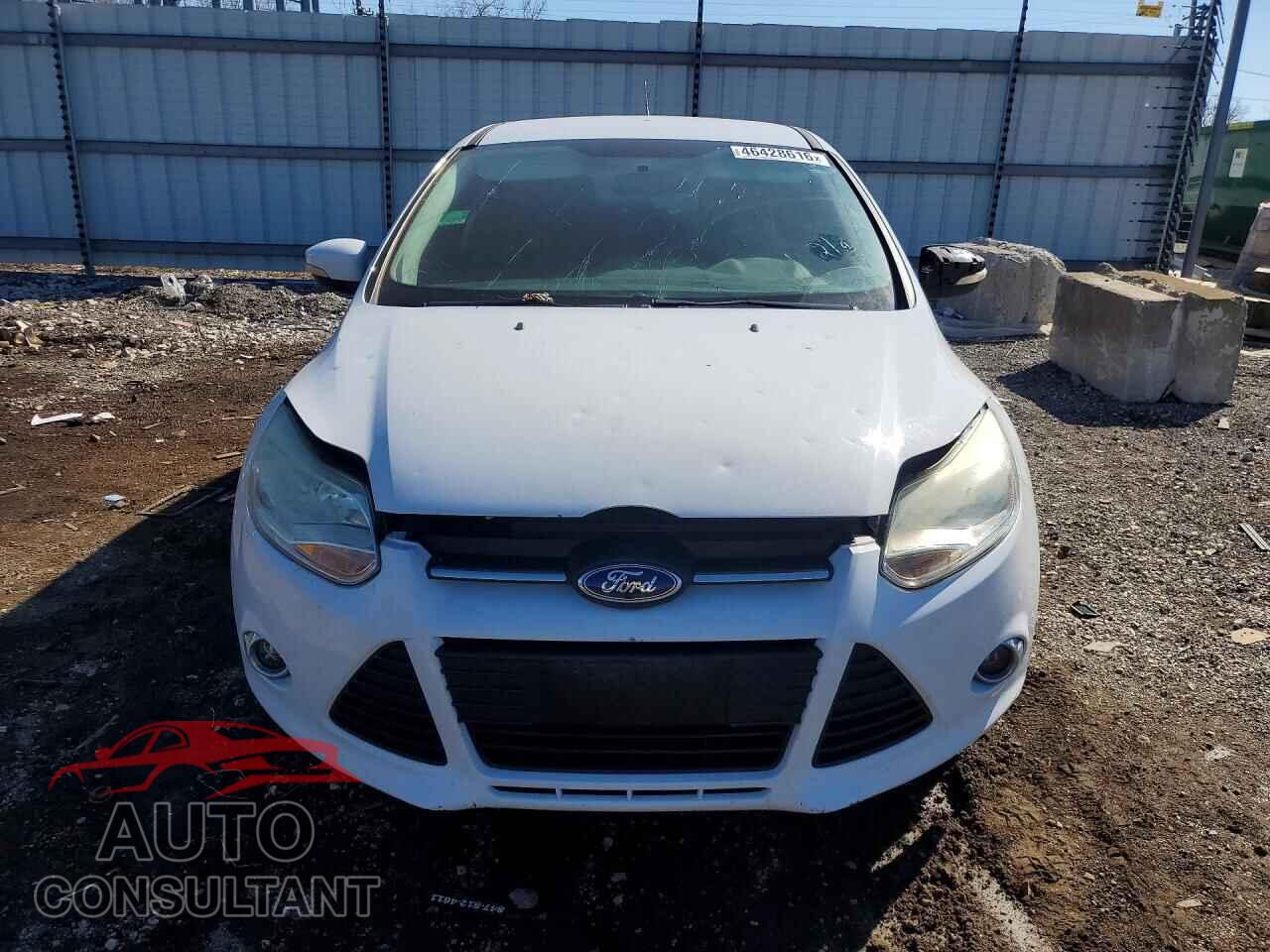 FORD FOCUS 2014 - 1FADP3K27EL305245